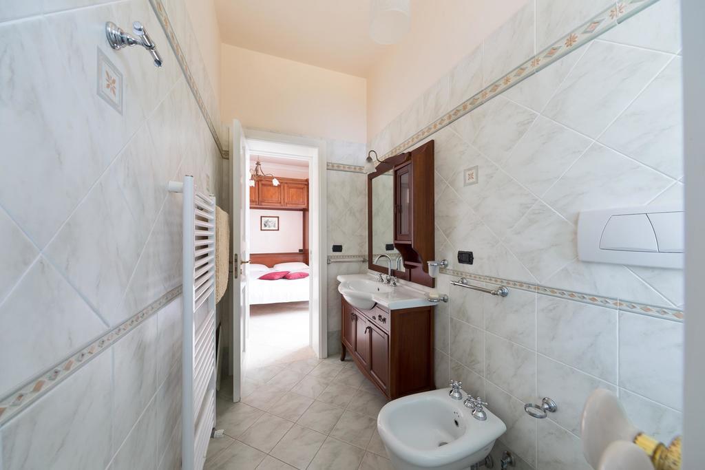Villa La Ripostiera à Castro  Extérieur photo